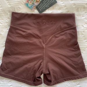 BALANCE ATHELTICA Obsidian Cloud Short